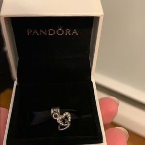 Interlocking love pandora charm